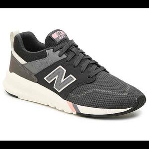 New Balance 009 - Brand New!!